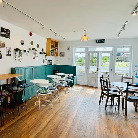 Tatis Bake-away Bed & Breakfast 3*