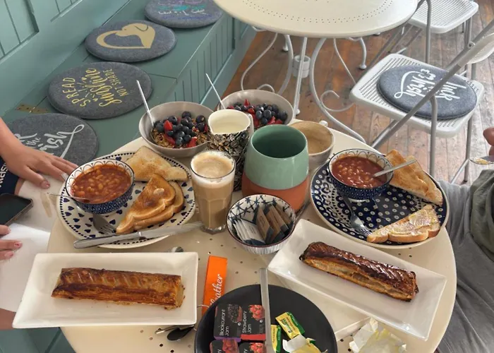 Tatis Bake-away Bed & Breakfast